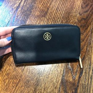 Tory Burch Continental Wallet